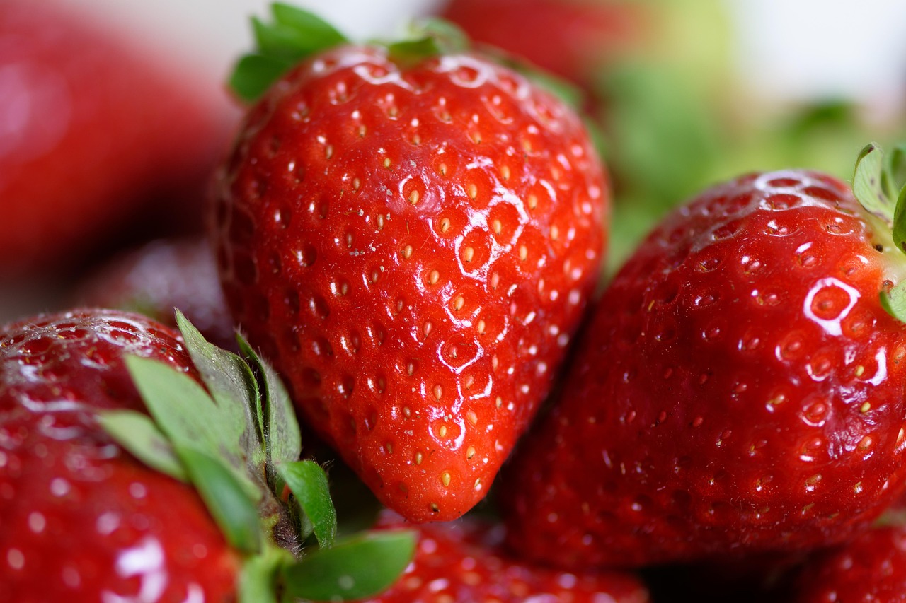 5 Delicious and Nutritious Fruits to Add to Your Diet
